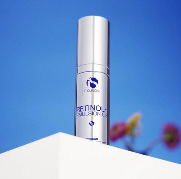 Восстановительная эмульсия с ретинолом iS Clinical Retinol + Emulsion 0.3 30 g 000099 фото
