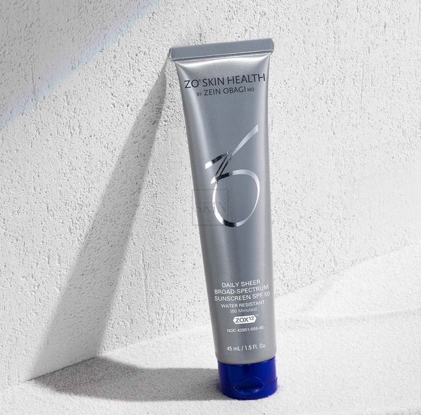 Легкий солнцезащитный крем ZO Skin Health Daily Sheer Broad-Spectrum SPF 50 000189 фото